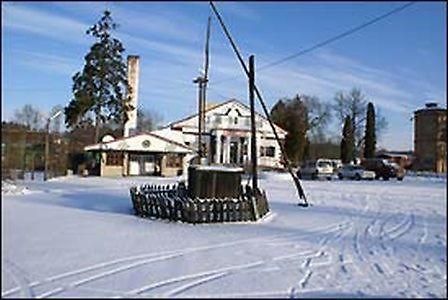 Zajazd Dworek Хорощ Экстерьер фото
